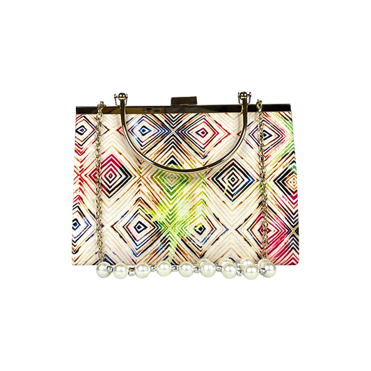 PEARL CHAIN CLUTCH DIAMOND PATTERN