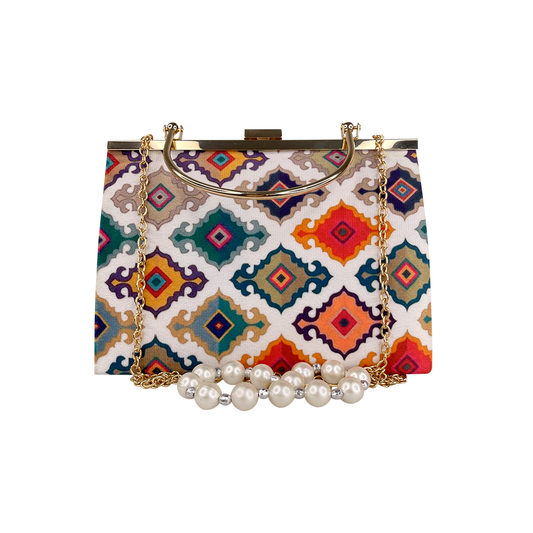 PEARL CHAIN CLUTCH GEOMATRIC PATTERN BAG